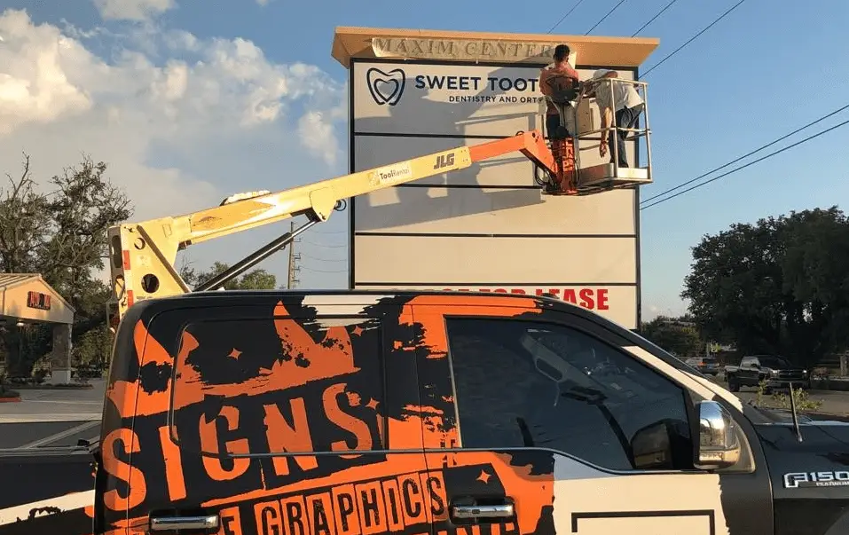 Scaling Consistency: Portfolio-Wide Sign Standards for Developers & REITs